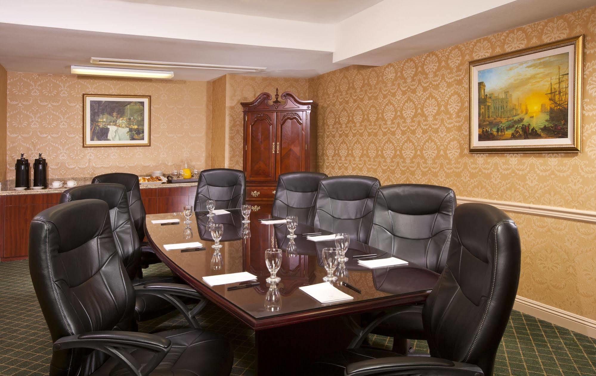 Ayres Hotel Seal Beach - Cypress Екстериор снимка